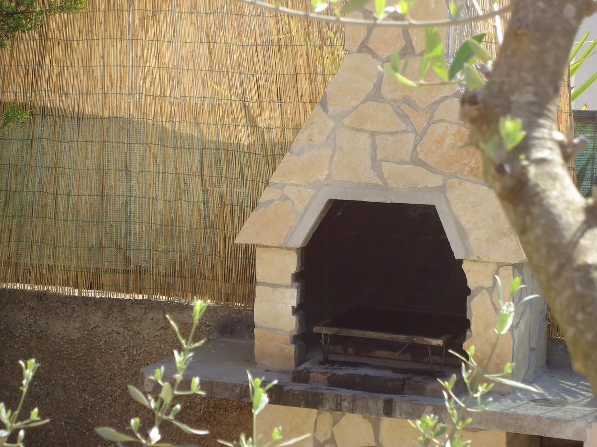 Holiday Home Istra With Jacuzzi เมดูลิน ภายนอก รูปภาพ